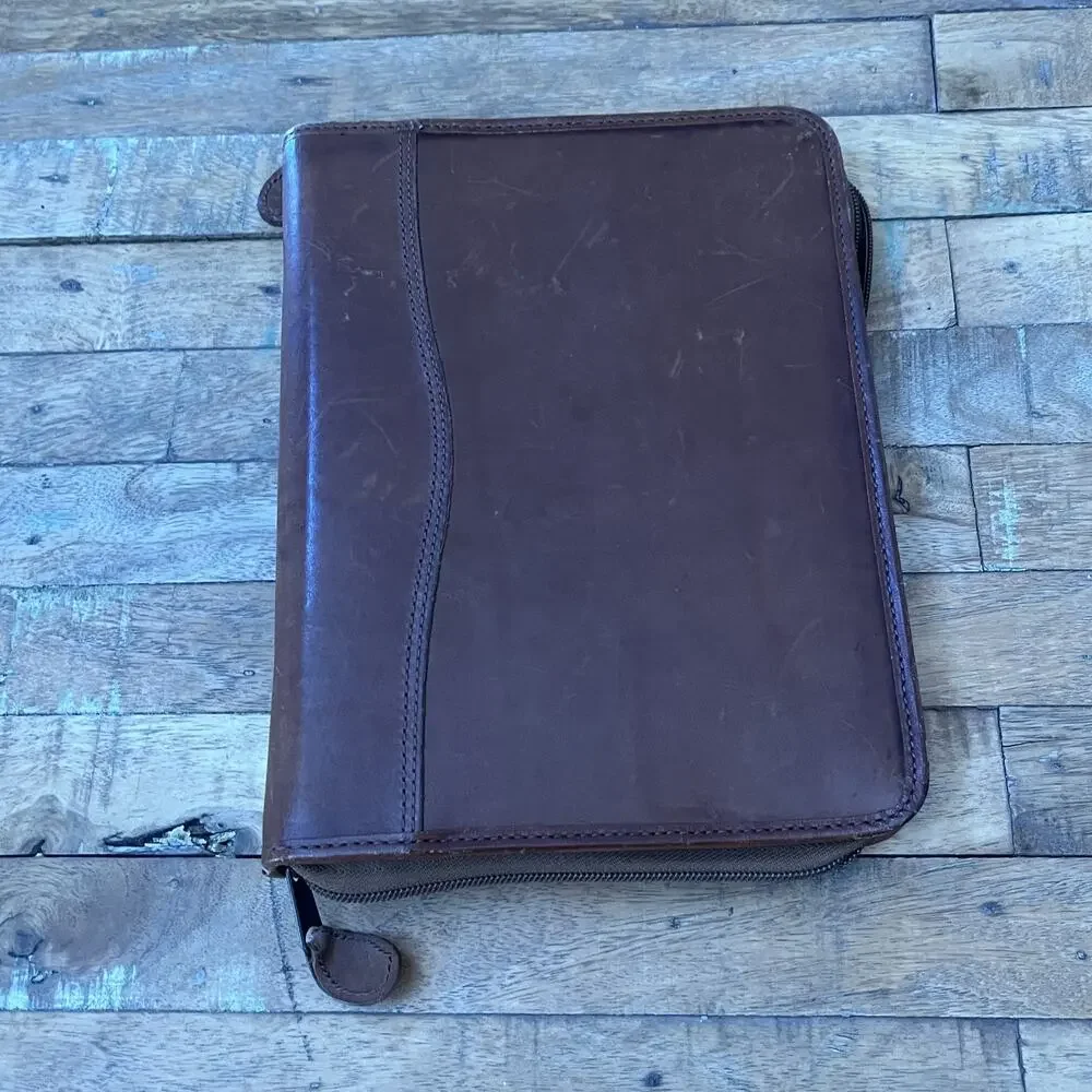 Vintage Day-Timer Genuine Leather Planner 7 Ring Organizer W/Zipper
